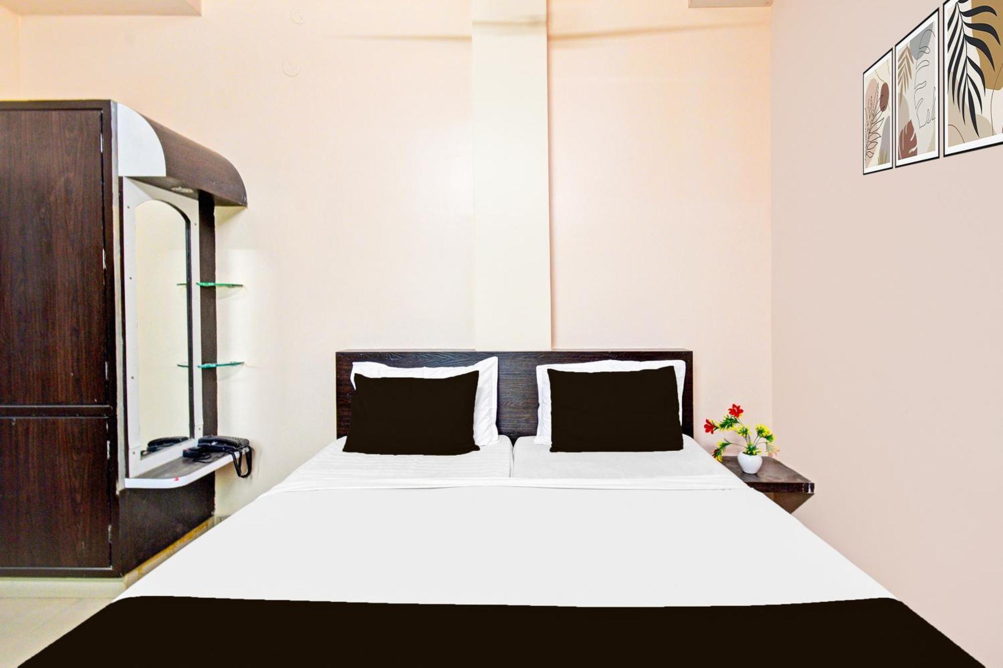 Super Hotel O Kurnool Near Kurnool Medical College Esterno foto